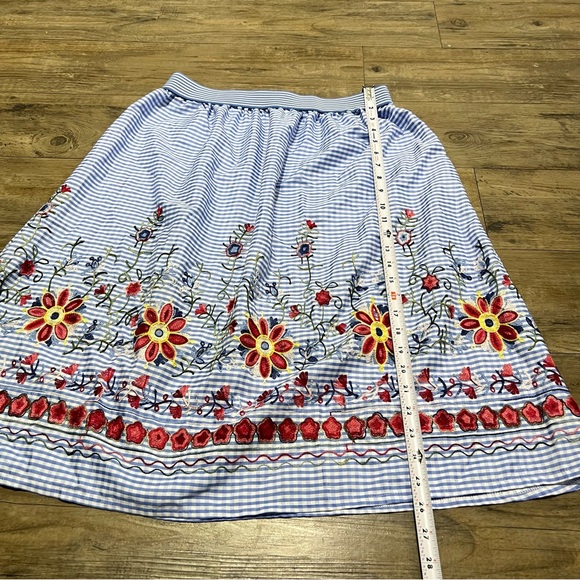 NWOT MAGIC Floral Embroidered Skirt Blue Checkered Garterized Waist Size XL - Picture 12 of 15